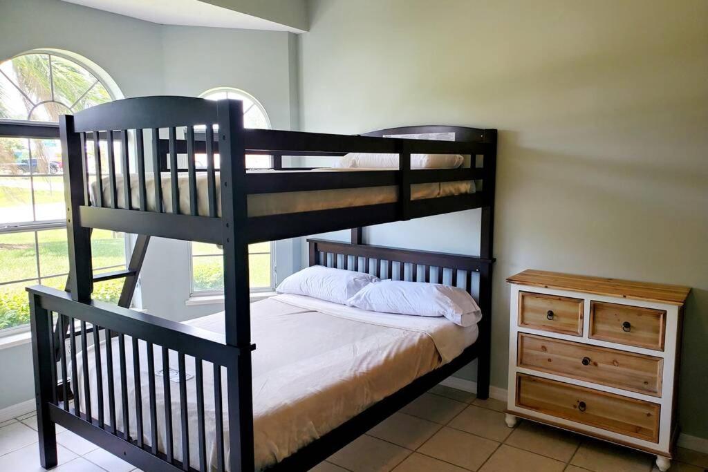Our Beautiful Florida Vacation Home With Heated Pool Port St. Lucie Екстериор снимка